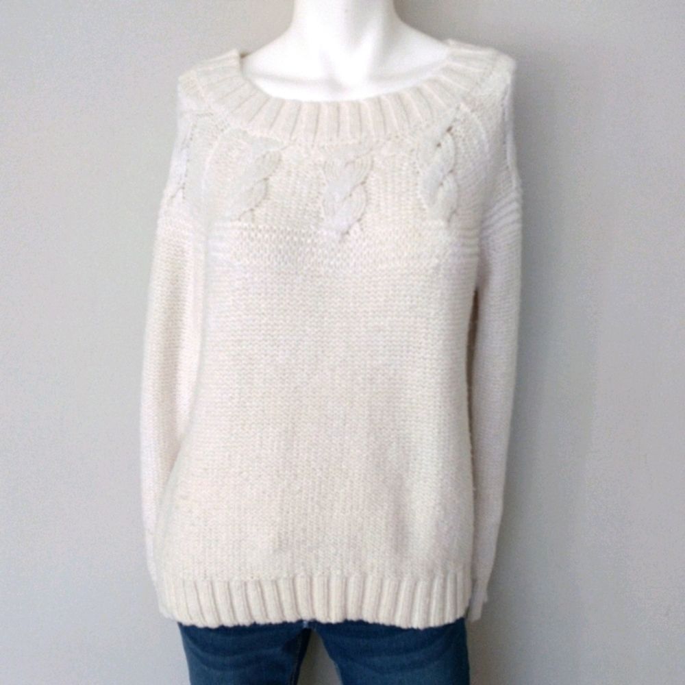 Aries Cream Color Cable knit Crew Neck Sweater. Sz Medium